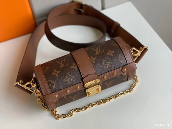 LOUIS TRUNK VUITTON PAPILLON 0723